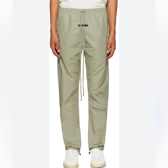 NWOT Fear of God Essentials Nylon  Track Pant Size S pistachio - Picture 3 of 11